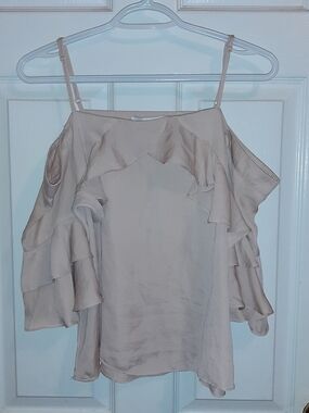 Do + Be Off The Shoulder Fluttler Sleeve Top